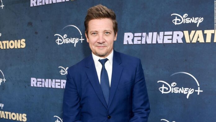 Jeremy Renner repasa “el increíble grupo de personas” que le ayudaron a recuperarse de su accidente