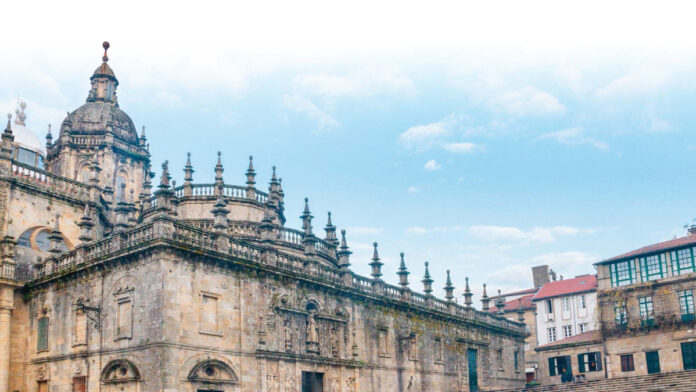 El desarrollo urbano de Santiago de Compostela en torno a su catedral y la peregrinación jacobea