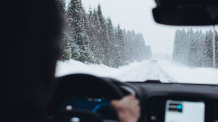 Cómo conducir de forma más eficiente tu coche eléctrico en invierno