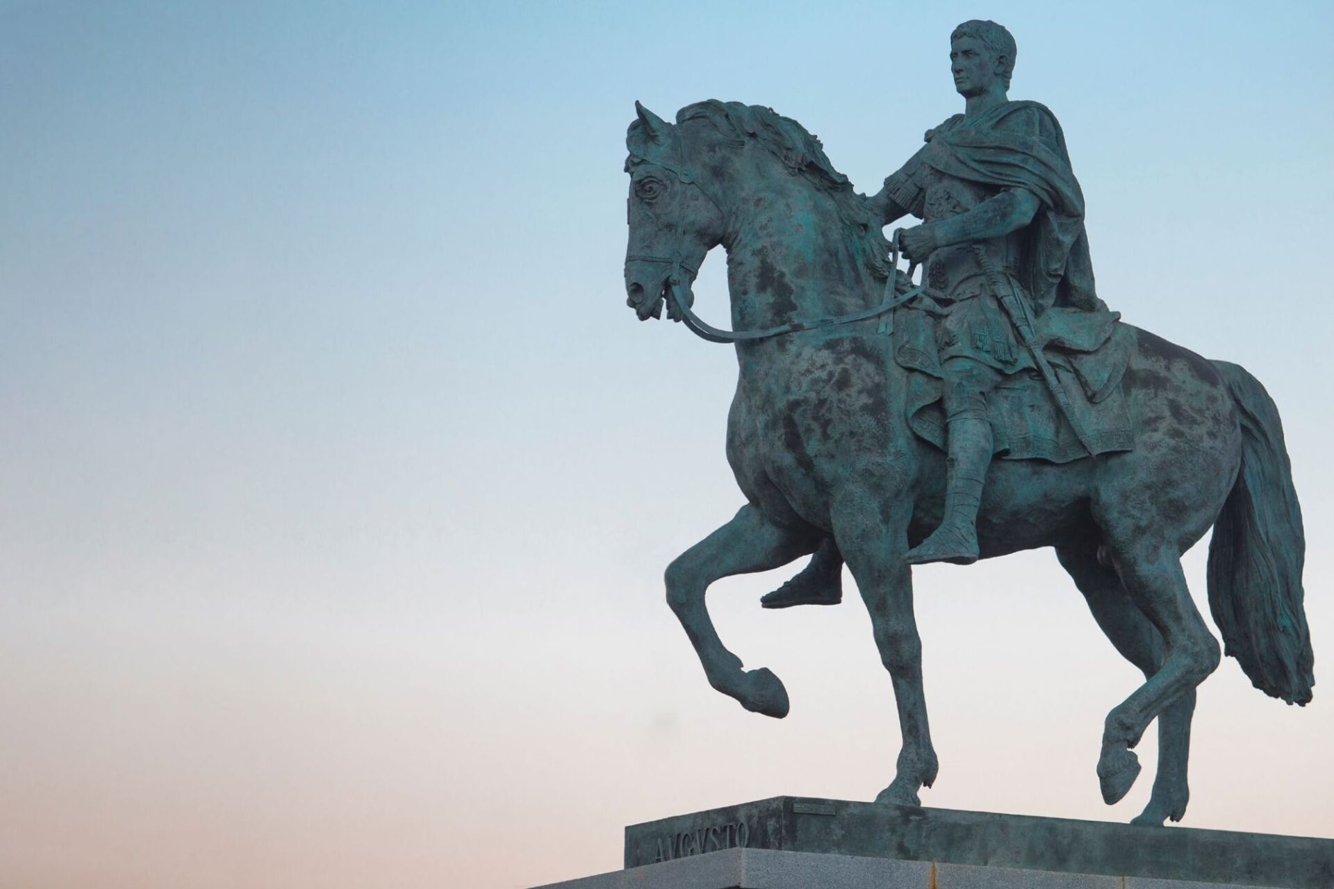 estatua-ecuestre-emperador-augusto-merida