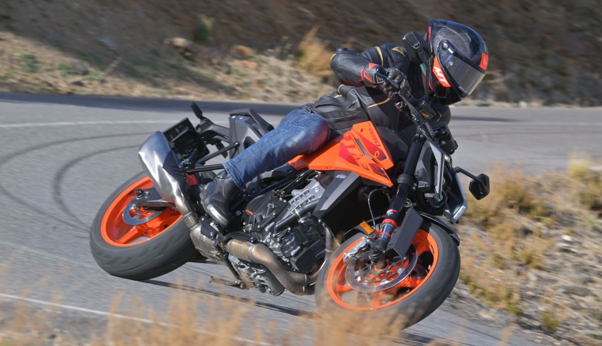 KTM 990 Duke 2024 Accion (22)