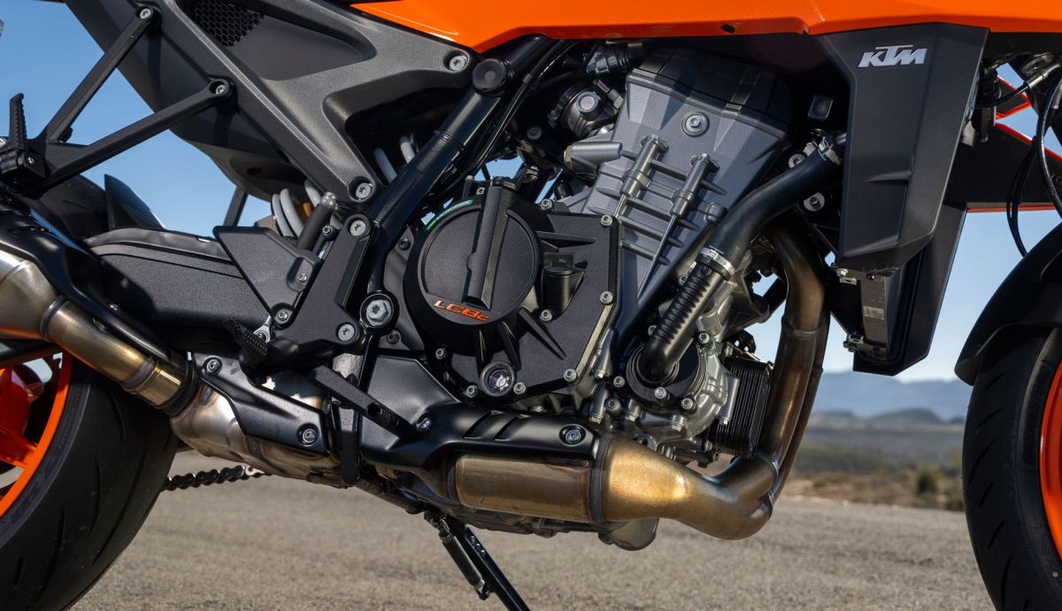 KTM 990 Duke 2024 Fotos Detalles (2)