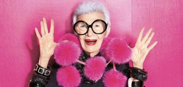 Iris Apfel muere a los 102 años: una vida genial como icono de estilo, empresaria textil y decoradora de la Casa Blanca