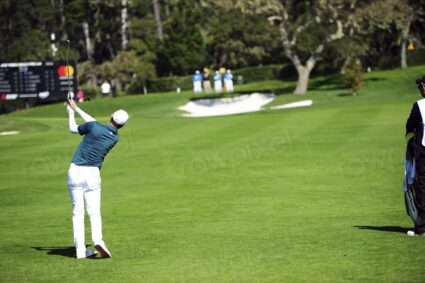 La última tormenta de tweets de Brandel Chamblee que destroza LIV Golf se adentra en la noche