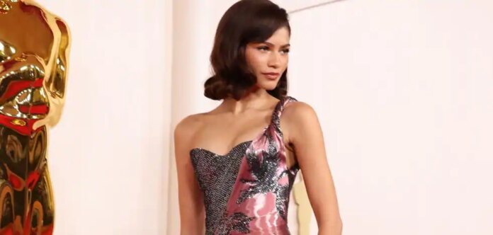 Zendaya arrasa en los Oscars 2024 con un precioso y original vestido de Armani Privé