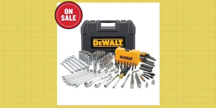 Este kit de herramientas DeWalt más vendido tiene un raro 45% de descuento