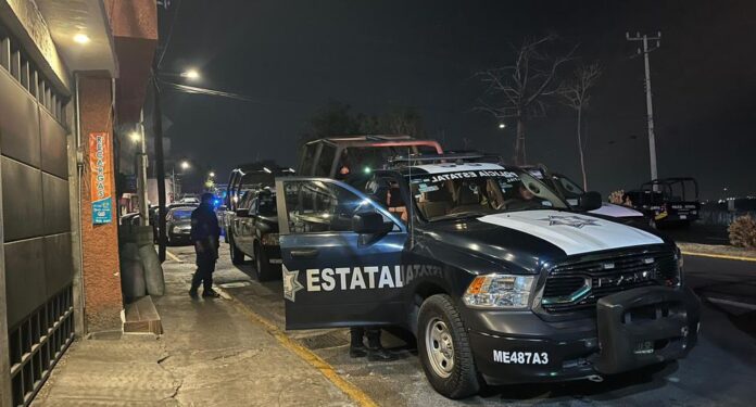 Rescatan con vida a los 4 trabajadores de una pollería privados de la libertad en Toluca  | El Universal