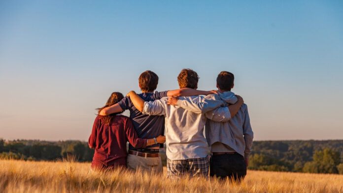 Tres tipos de amigos que hay que tener en la vida para ser feliz, según Harvard