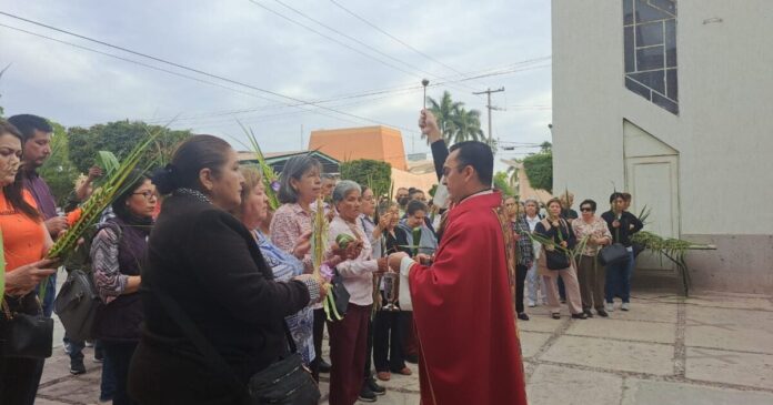 Llama la iglesia a “no hacer caravana con sombrero ajeno” y devolverle la gloria a Dios