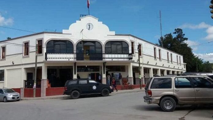 5 cuerpos son abandonados frente a presidencia municipal de Cárdenas en San Luis Potosí