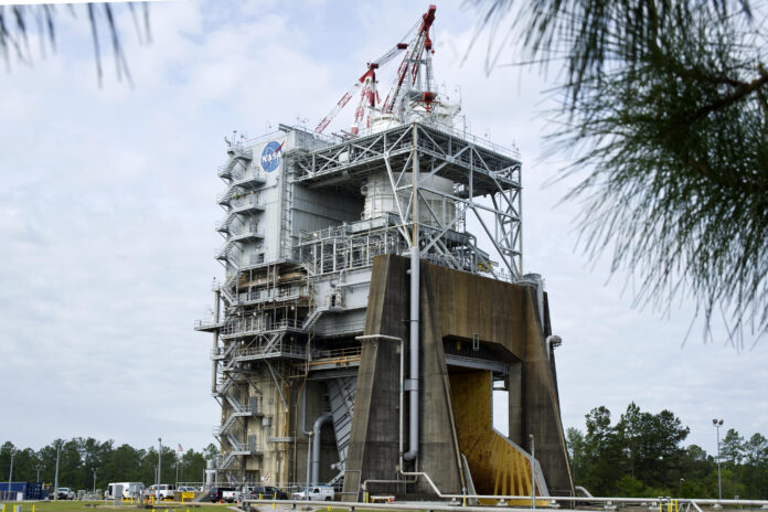 AVISO A LOS MEDIOS: S24-015 La NASA invita a los medios a la prueba de certificación del motor Milestone RS-25