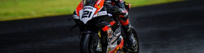 Josh Waters sale más líder del ASBK tras repartirse las victorias con Cru Halliday