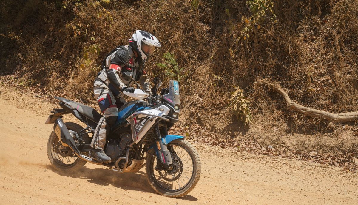 CFMoto 450 MT 2024 Accion (8)