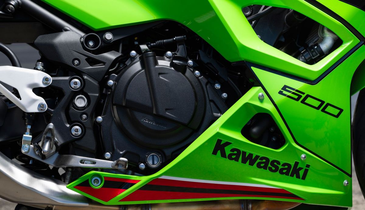 Kawasaki Ninja500 2024 Detalles (10)