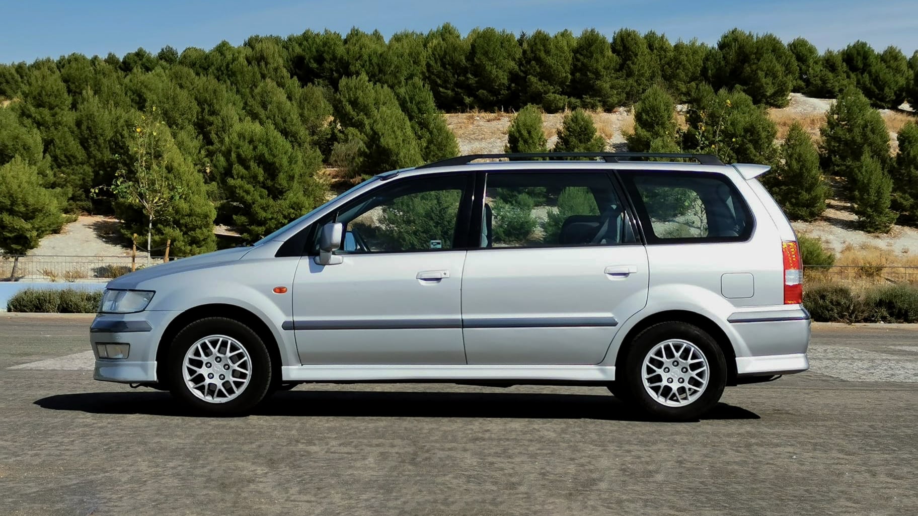 Mitsubishi Space Wagon