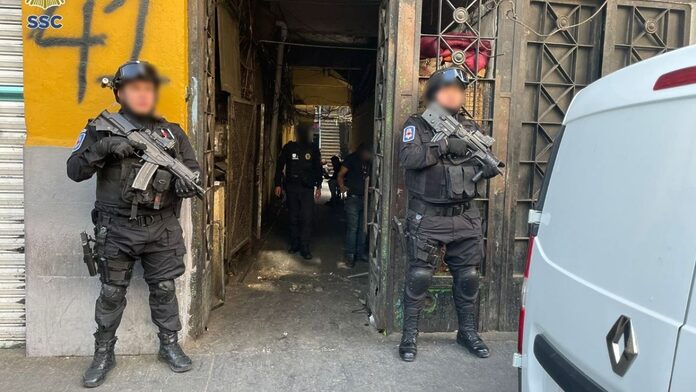 Registran inmueble en Colonia Centro donde almacenaban droga y retenían mujeres;  hay 4 detenidos