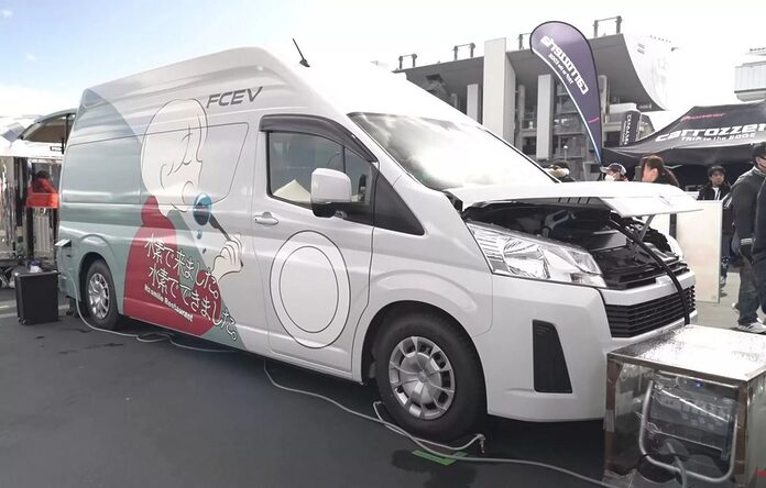 Toyota ayuda a crear donuts sin gluten en un camión de comida impulsado por hidrógeno