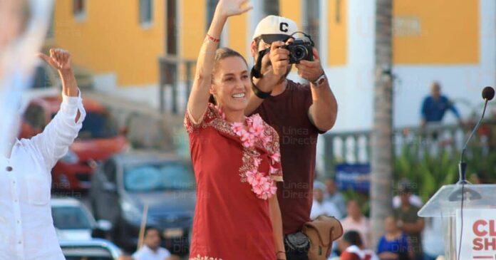 Al son de banda Claudia Sheinbaum llega a Mazatlán para cerrar su gira proselitista por Sinaloa