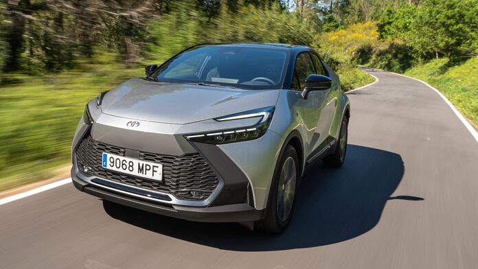 Prueba del Toyota C-HR Plug-in Hybrid: ahora sí, PHEV y con etiqueta 0