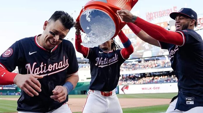 ¡Electrizante! Joey Meneses deja tendidos a Astros de Houston en entradas extra