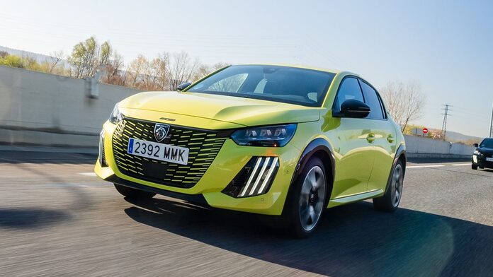 Prueba del Peugeot e-208: un urbanita eléctrico con un punto de diversión