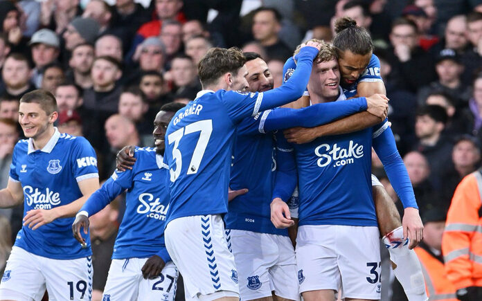 Caen Reds en el Derbi de Merseyside y complican sus opciones de ganar el título