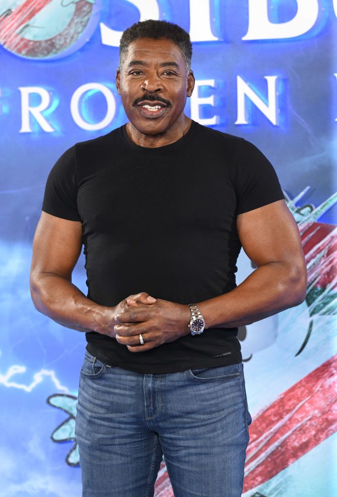 Ernie Hudson comparte sus motivaciones para hacer dieta y hacer ejercicio a los 78 años