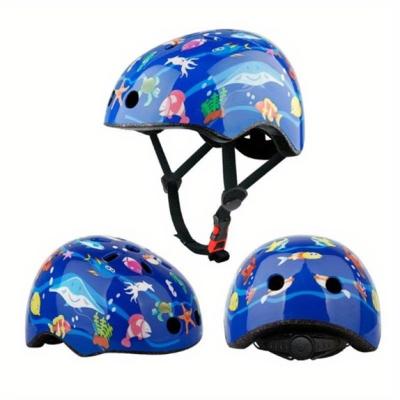 Casco de bicicleta para niños retirado del mercado: azul con estampado del mundo marino