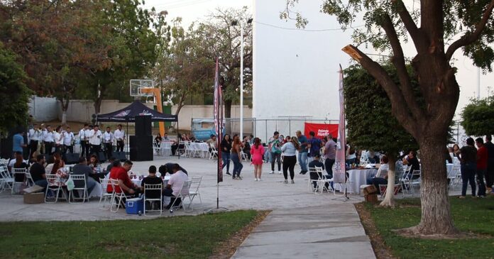 ¡Se hizo la carnita asada! RSN y La Bestia 102.5 FM apapachan a sus radioescuchas en Culiacán