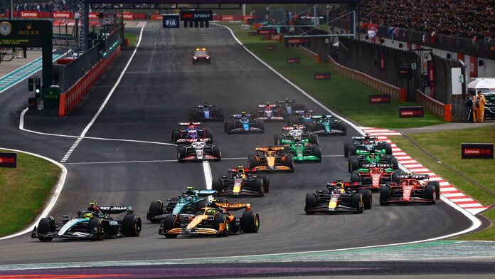 Sprint China: Victoria de Verstappen, abandono de Alonso tras un toque con Sainz (5º)