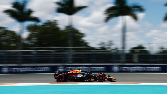 Clasificación Sprint Miami: Verstappen no falla a pesar de la presión de McLaren y Ferrari