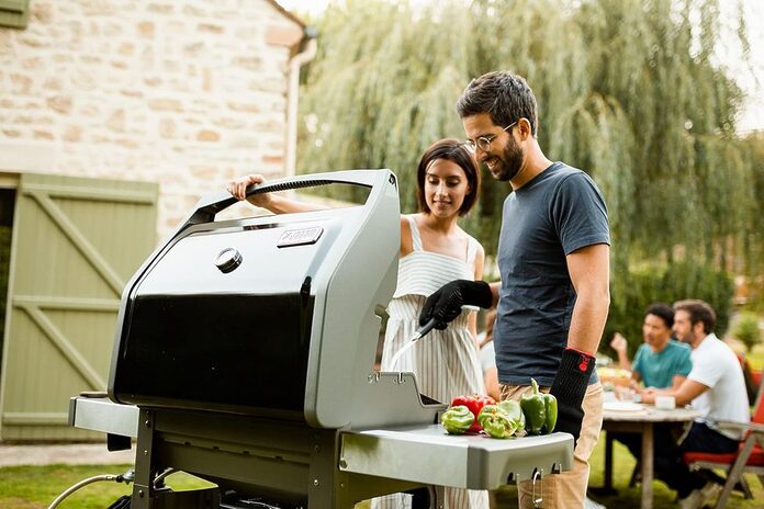 Las parrillas Traeger y Weber tienen más del 40 % de descuento gracias a las rebajas del Día de los Caídos