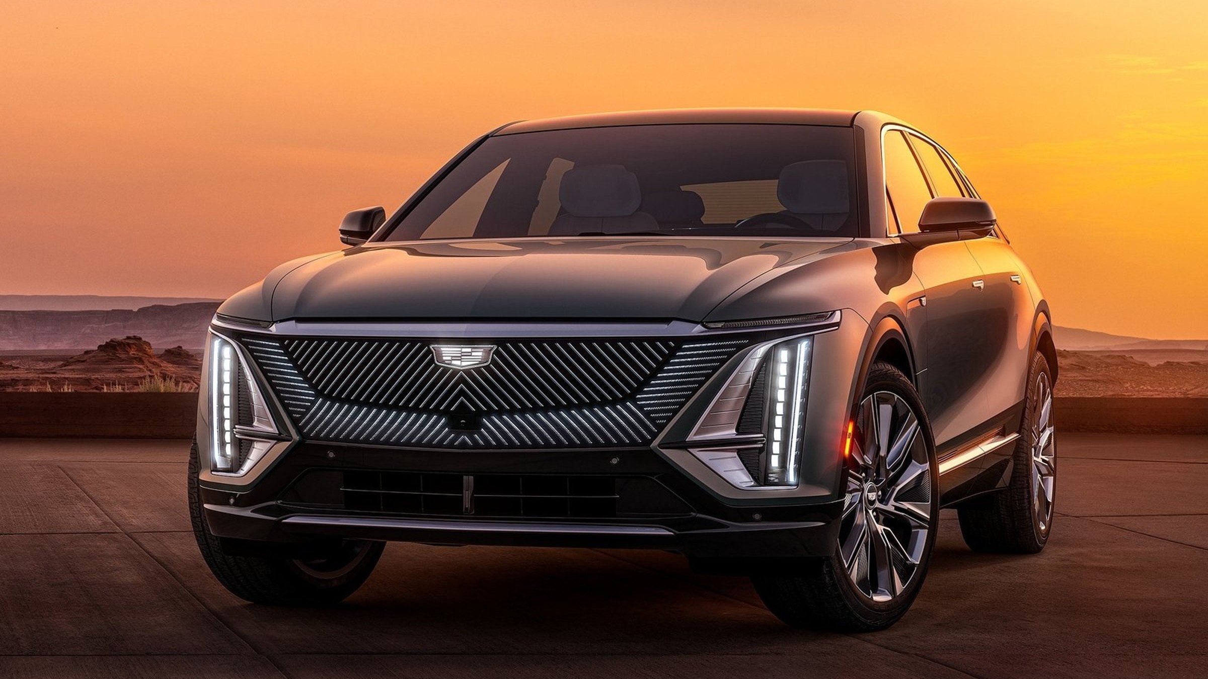 Cadillac da un paso atrás con el coche eléctrico