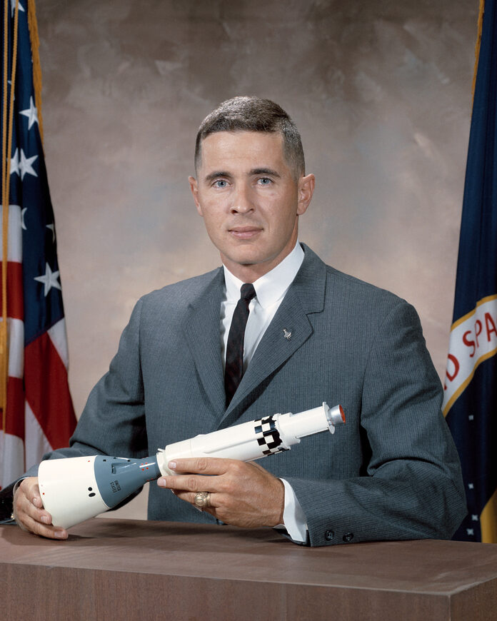 El administrador de la NASA recuerda al astronauta del Apolo William Anders