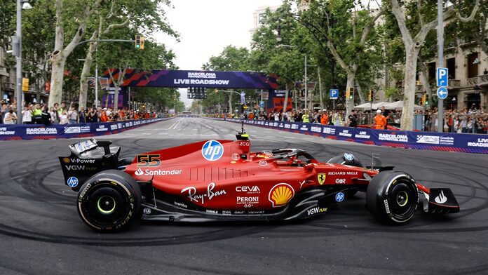 Las imperdibles imágenes de la exhibición de la F1 en Barcelona