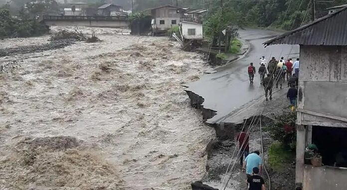 Fuertes lluvias en Ecuador dejan 18 víctimas mortales y 28 lesionados