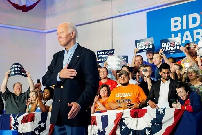 “Sigo en la carrera y derrotaré a Trump”: Pese a críticas, Biden aclara que no renunciará a candidatura