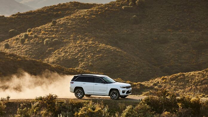 Adaptarse a cualquier terreno o circunstancia, la principal ventaja de la gama Jeep