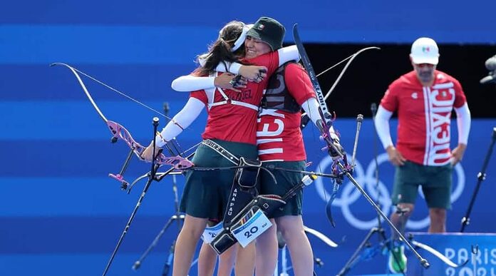 ¡Bronce mexicano! México gana el tercer lugar en tiro con arco por equipos femenil en París 2024