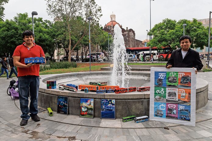 El Metro y el Metrobús tienen sus fans en la CDMX | El Universal