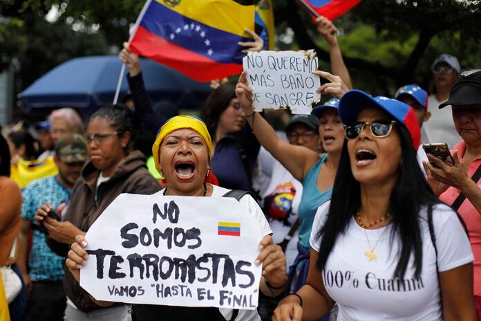 Detenidos por actos violentos en protestas fueron «entrenados» en EU, Colombia, Perú y Chile: Maduro  | El Universal