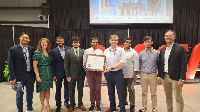 El equipo de modelos de la Fundación de IA Geoespacial recibe el premio al logro del Grupo Marshall de la NASA