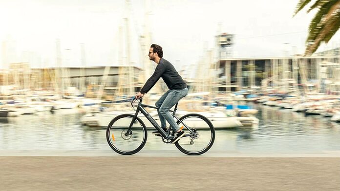 80 km de batería y fabricada en Europa: esta bicicleta eléctrica es perfecta para moverte por la ciudad