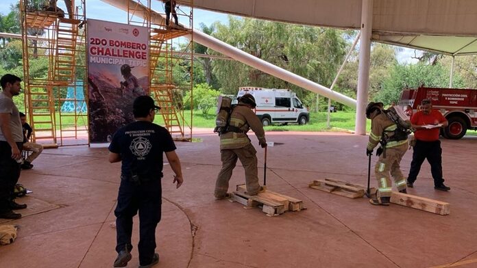 Héroes de Nayarit celebran el Día del Bombero