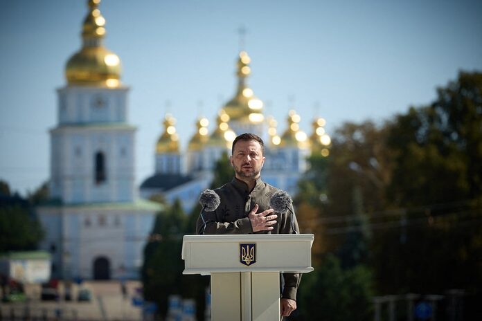 Zelensky anuncia que presentará en septiembre a Biden un plan para poner fin a la guerra