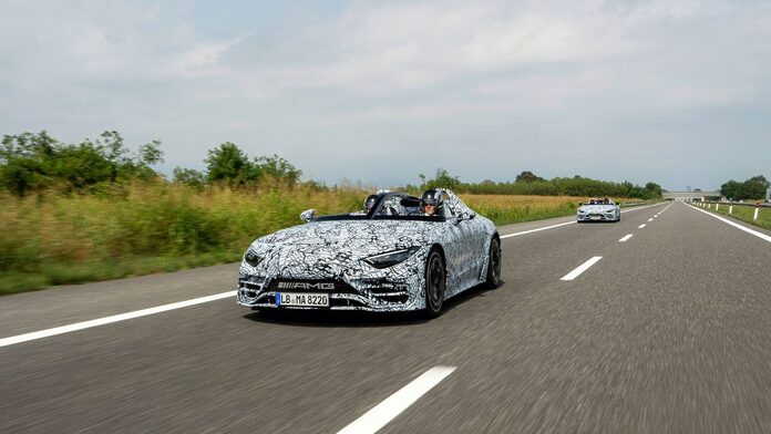 Mercedes sorprende con su nuevo vehículo sin parabrisas y con halo