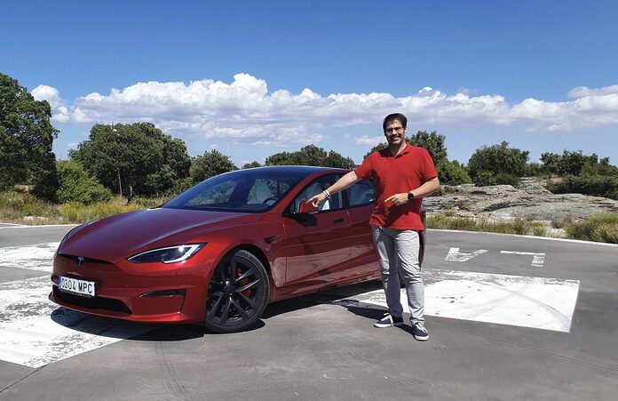 VÍDEO: Prueba Tesla Model S Plaid, sus 2,1 segundos en el 0-100 km/h marean de lo lindo