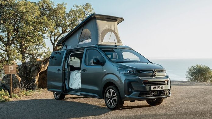 Citroën se apunta a la moda: convierte la SpaceTourer en una camper con trecho elevable y lo llama Holidays