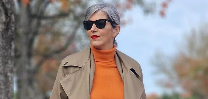 Jerséis de cuello alto, el secreto de las mujeres de 50 mejor vestidas para lograr los looks más especiales del otoño