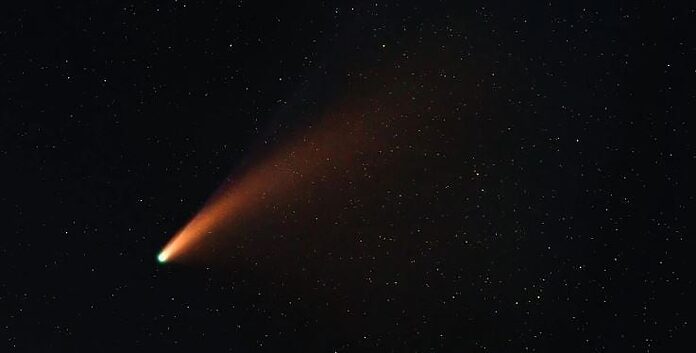 «Cometa del siglo» será visible este sábado; no regresará en 80 mil años